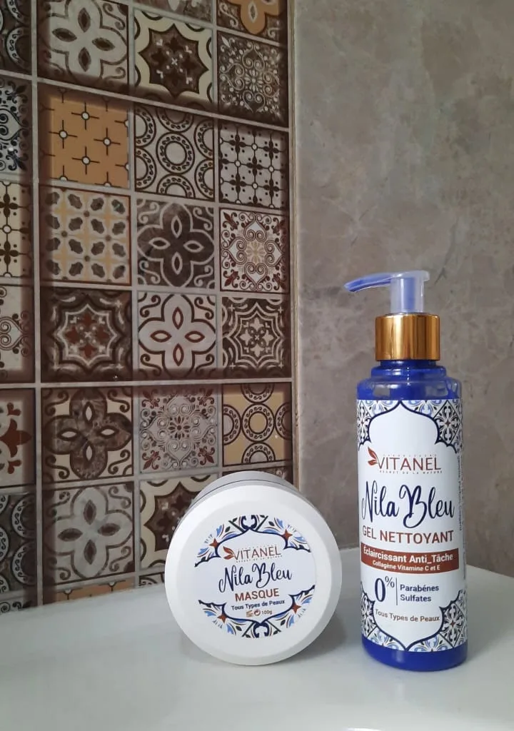 Gel nettoyant Nila Bleu éclaircissant 100 ml — photo 2